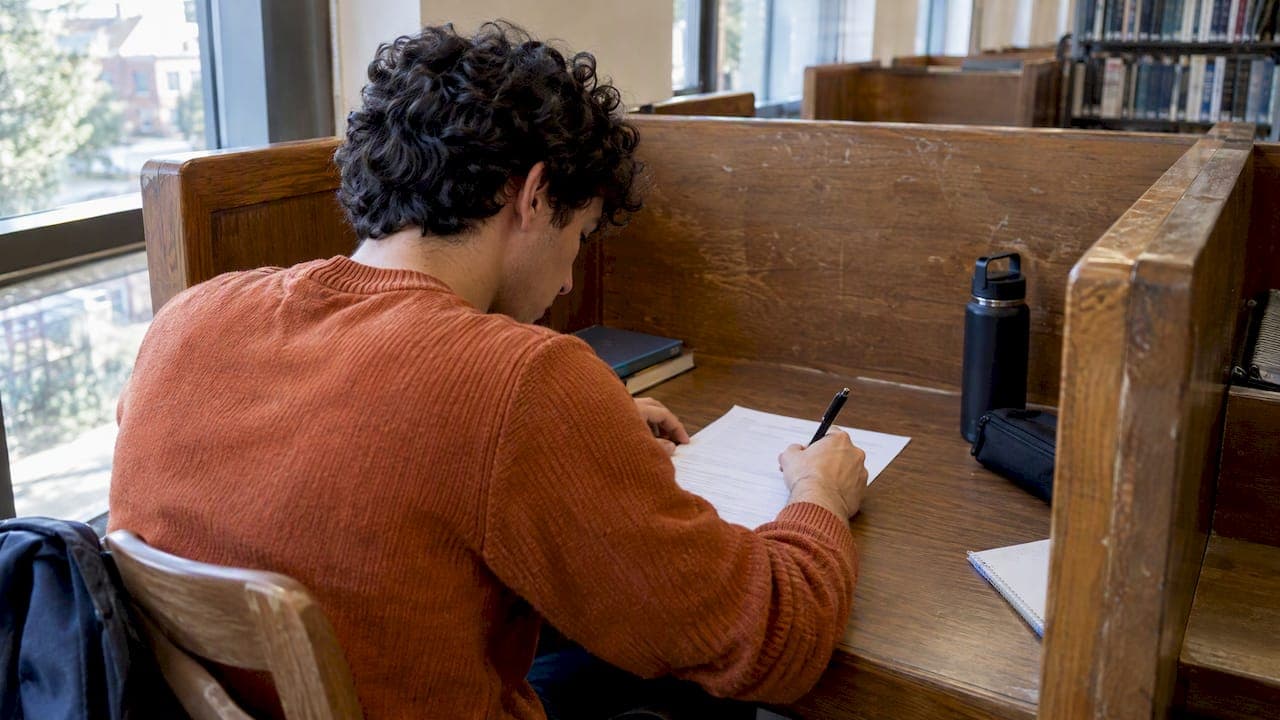 Peer Evaluation for Group Projects: How to Do It Fairly